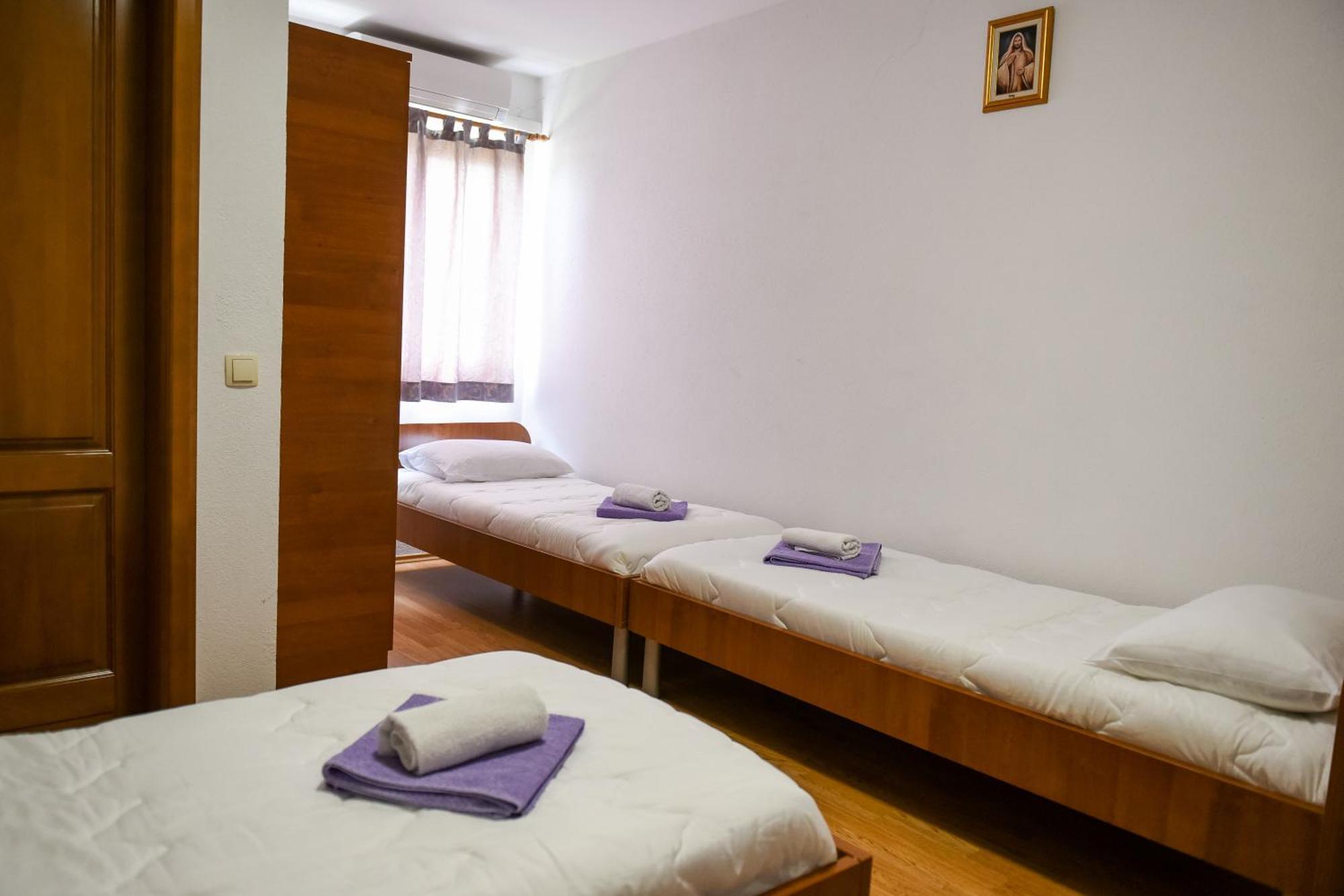 Apartments And Rooms Mara I Pavo Medjugorje Exterior photo