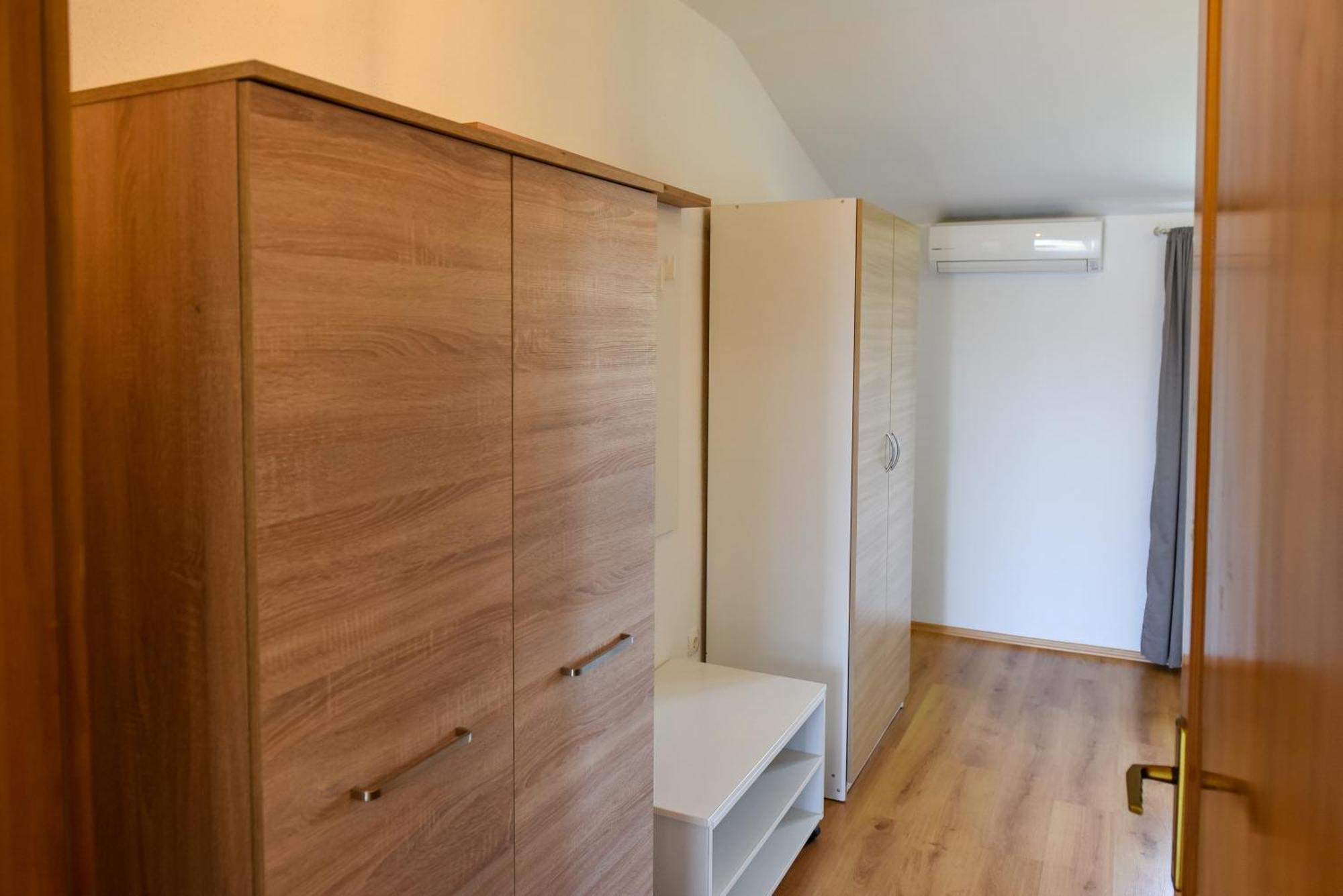 Apartments And Rooms Mara I Pavo Medjugorje Exterior photo