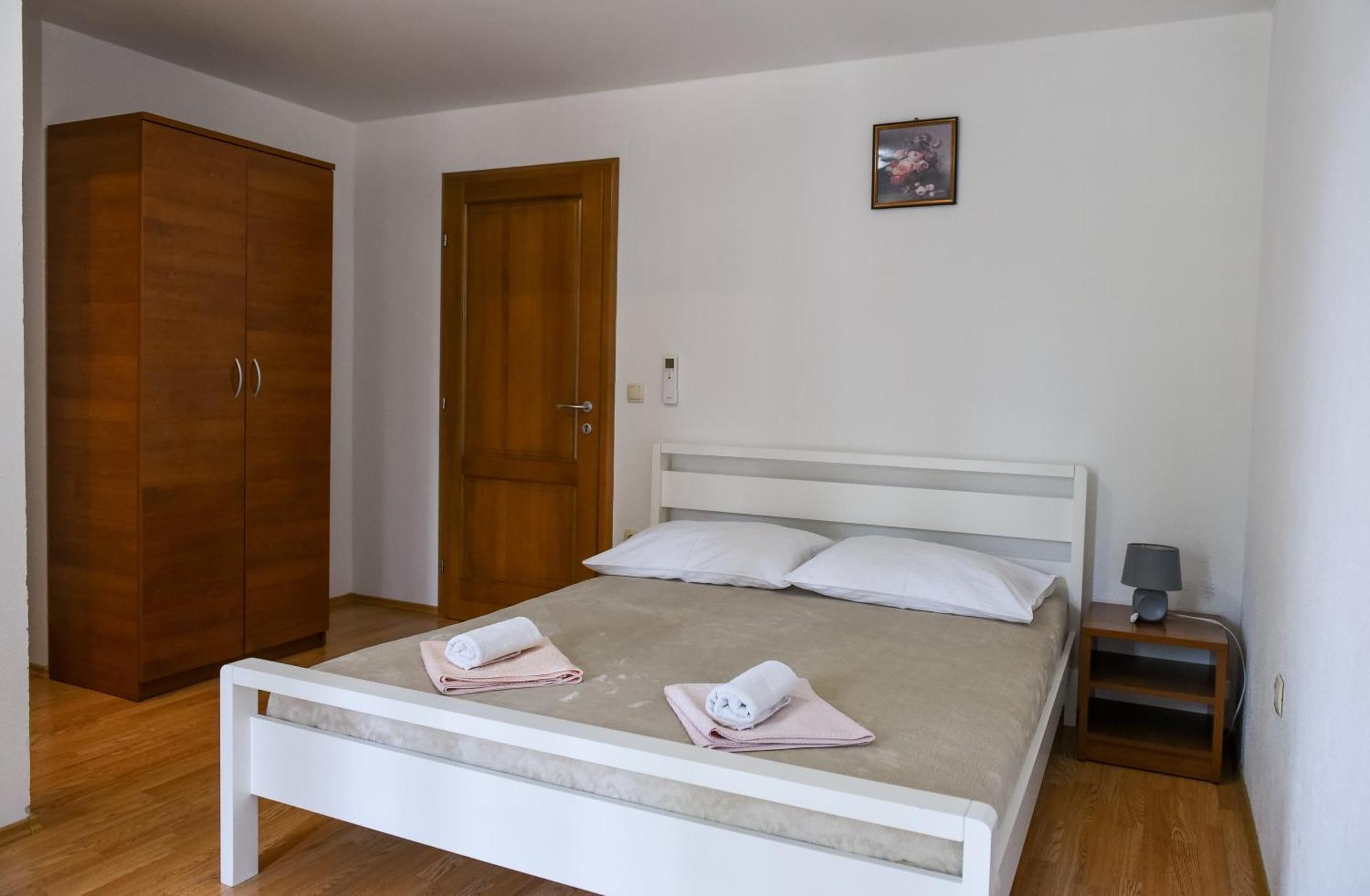 Apartments And Rooms Mara I Pavo Medjugorje Exterior photo